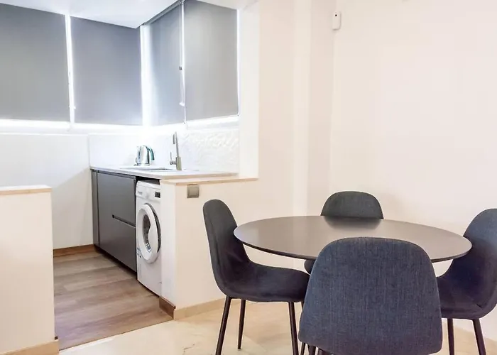 Piso Precioso Primera Linea Mar - 2 Br *