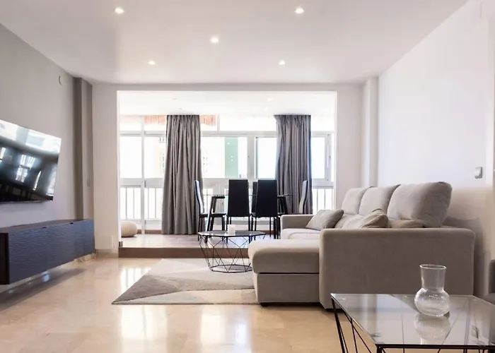 Piso Precioso Primera Linea Mar - 2 Br